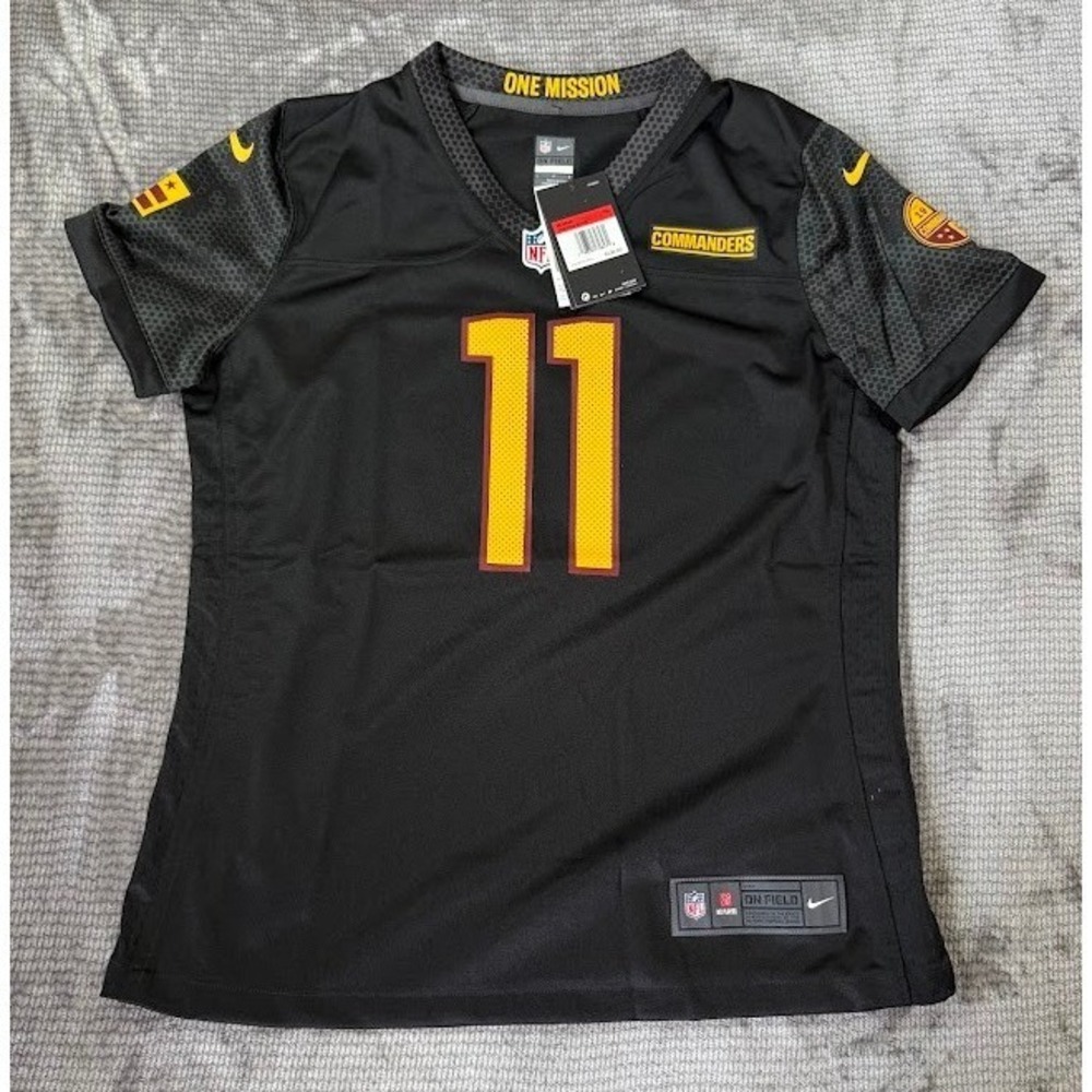 Nike Washington Commanders Carson Wentzā #11 NFL Jersey Womens Large Black New